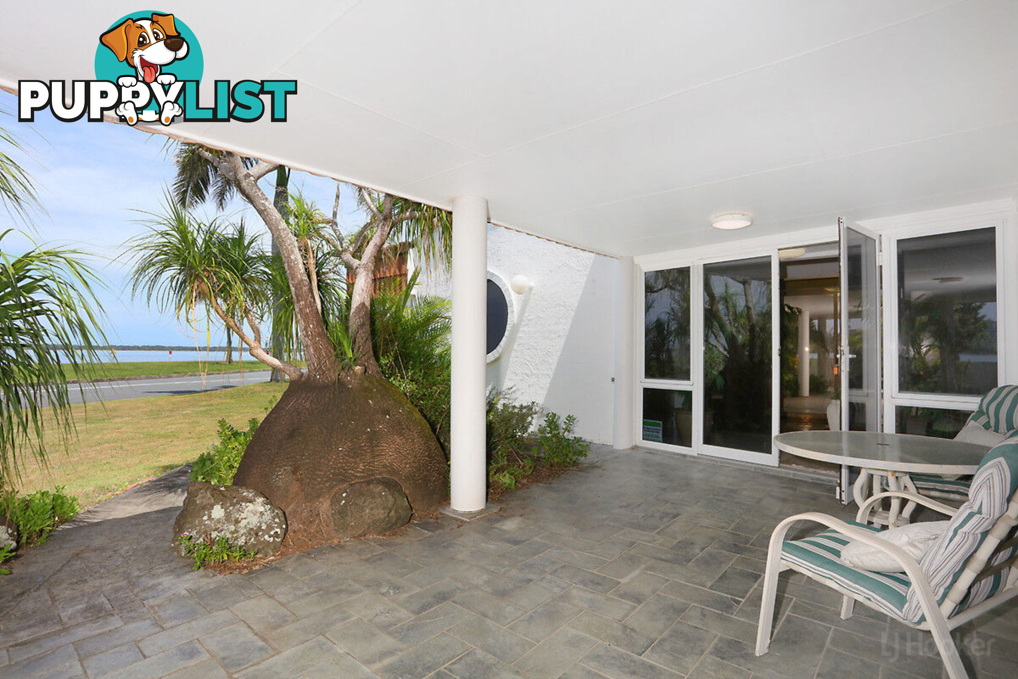 2 James Cook Esplanade HOLLYWELL QLD 4216