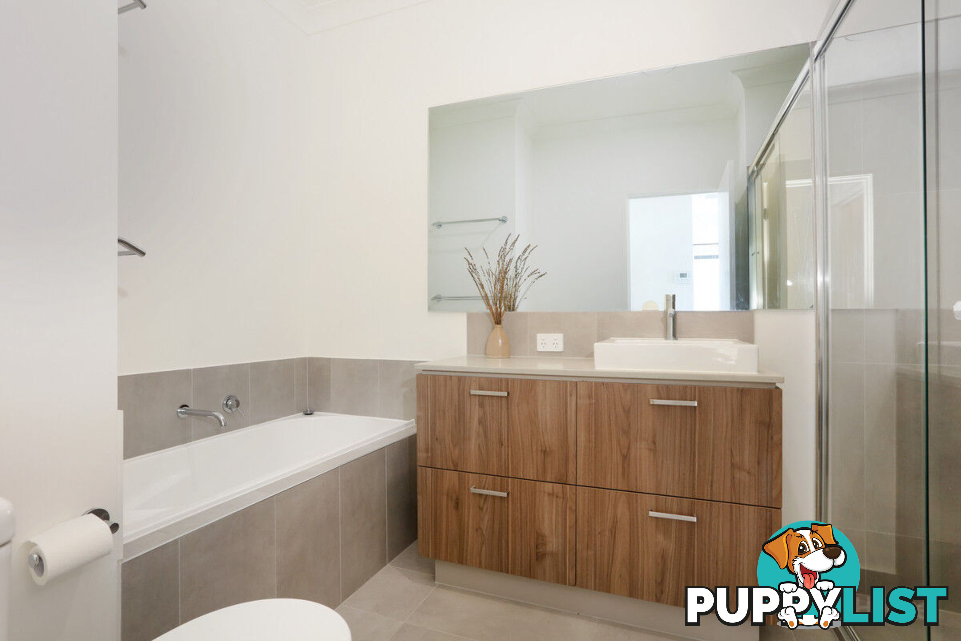 30/191 Marina Quays Boulevard HOPE ISLAND QLD 4212