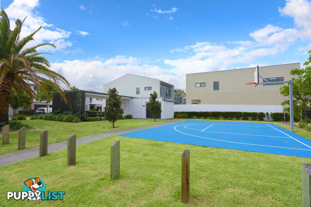30/191 Marina Quays Boulevard HOPE ISLAND QLD 4212