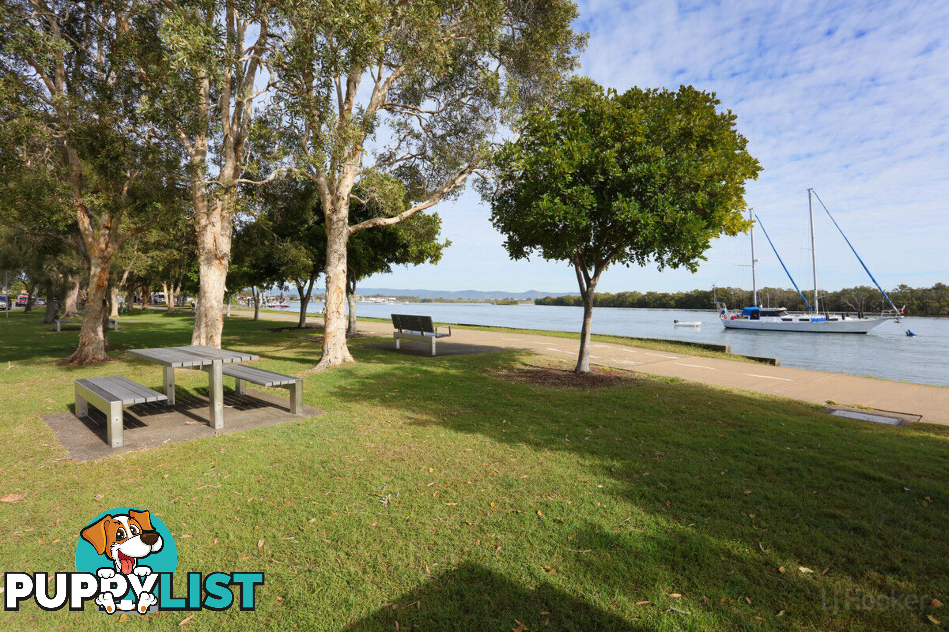 1/20 Killowill Avenue PARADISE POINT QLD 4216