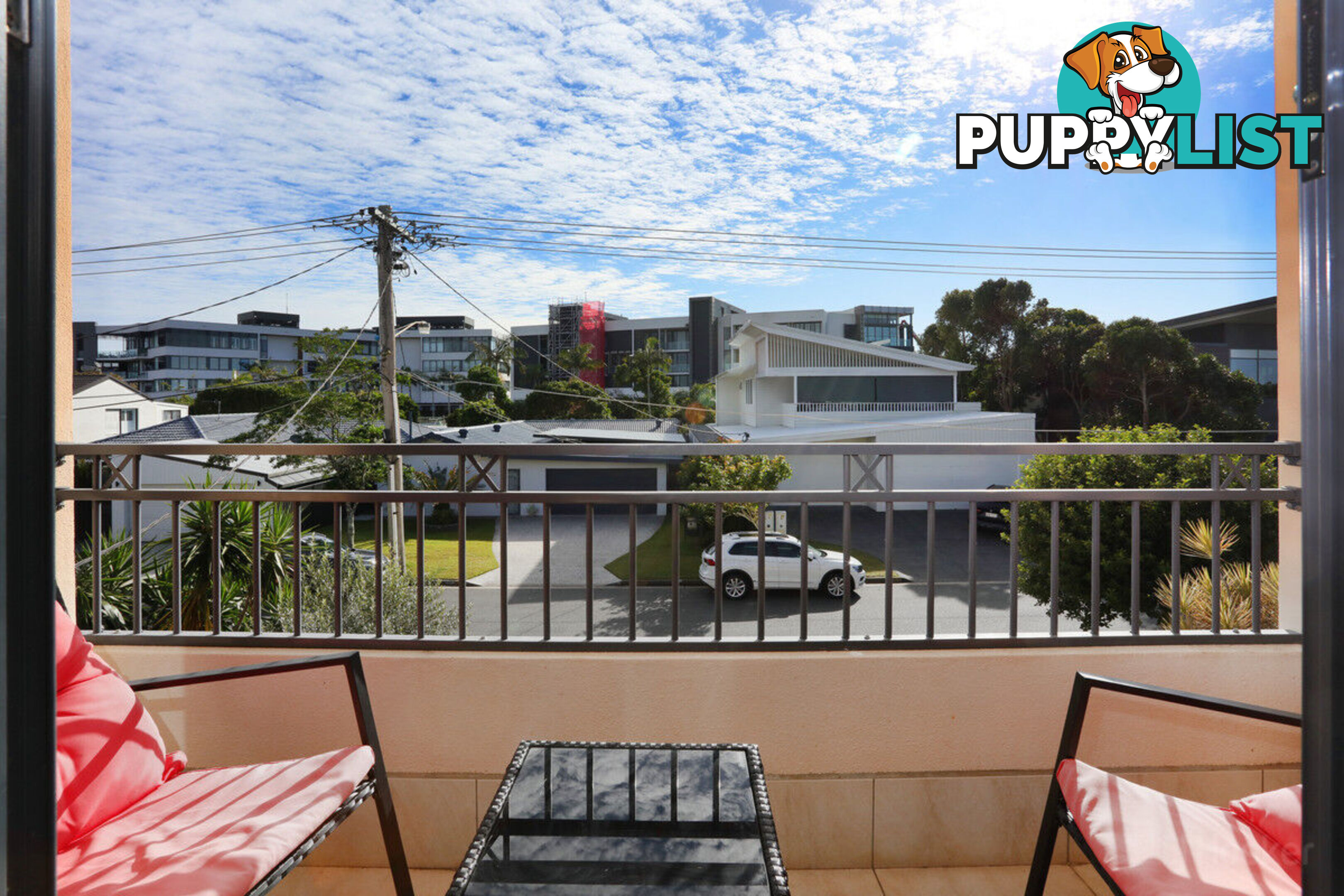 1/20 Killowill Avenue PARADISE POINT QLD 4216
