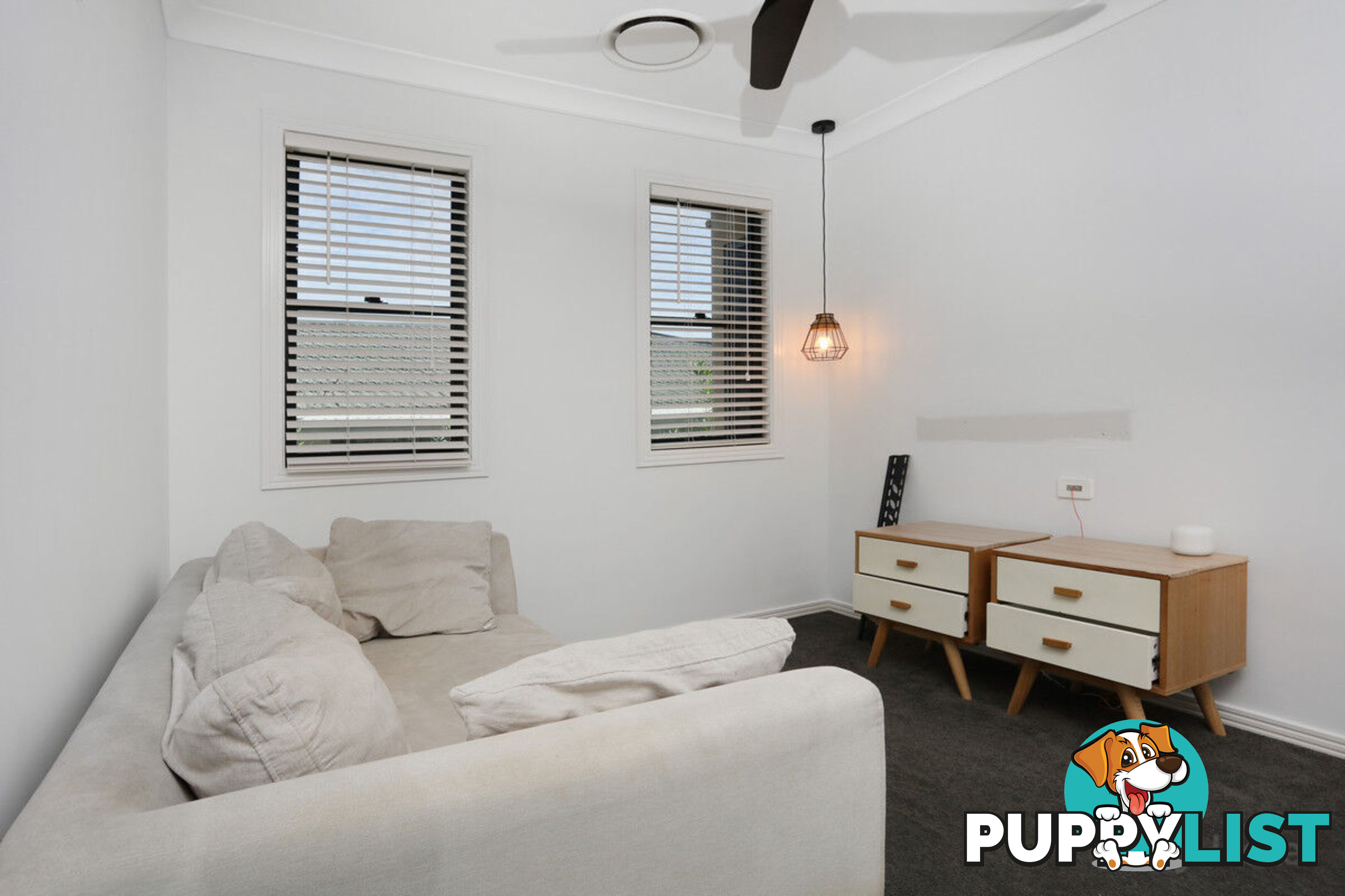 1/20 Killowill Avenue PARADISE POINT QLD 4216