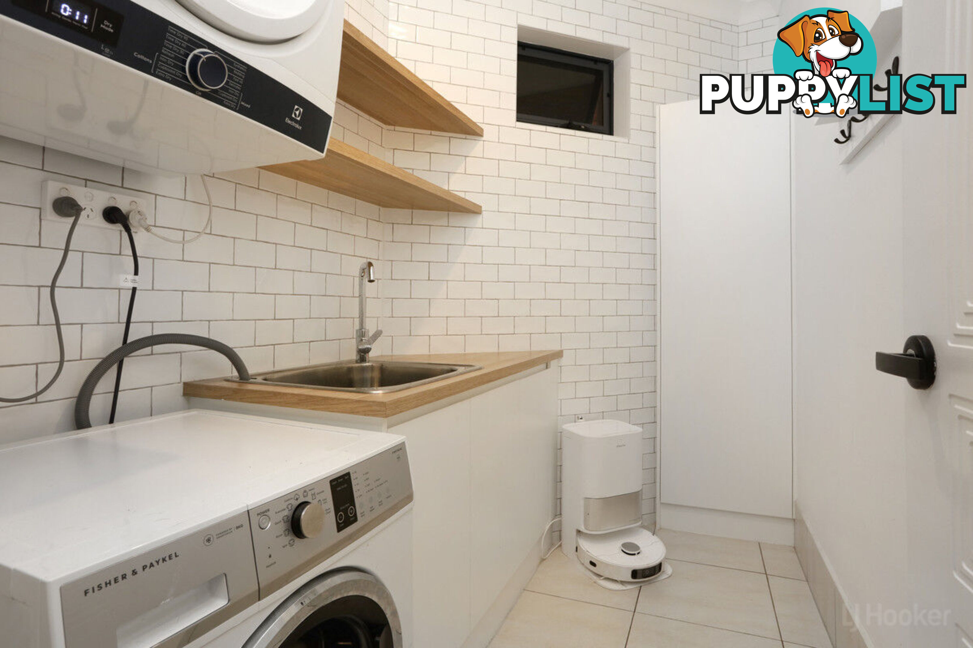 1/20 Killowill Avenue PARADISE POINT QLD 4216