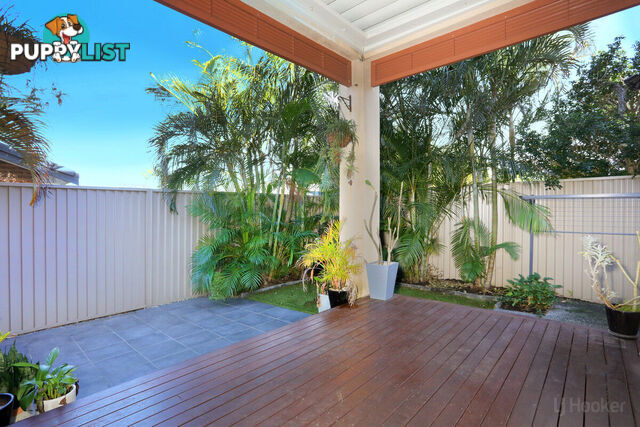 1/20 Killowill Avenue PARADISE POINT QLD 4216