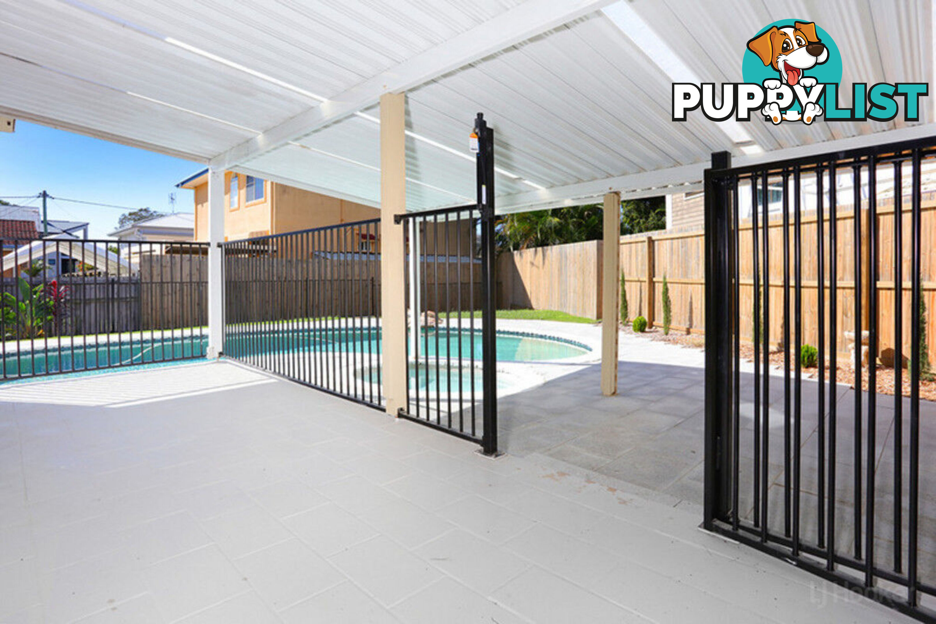 11 Topaz Court HOLLYWELL QLD 4216