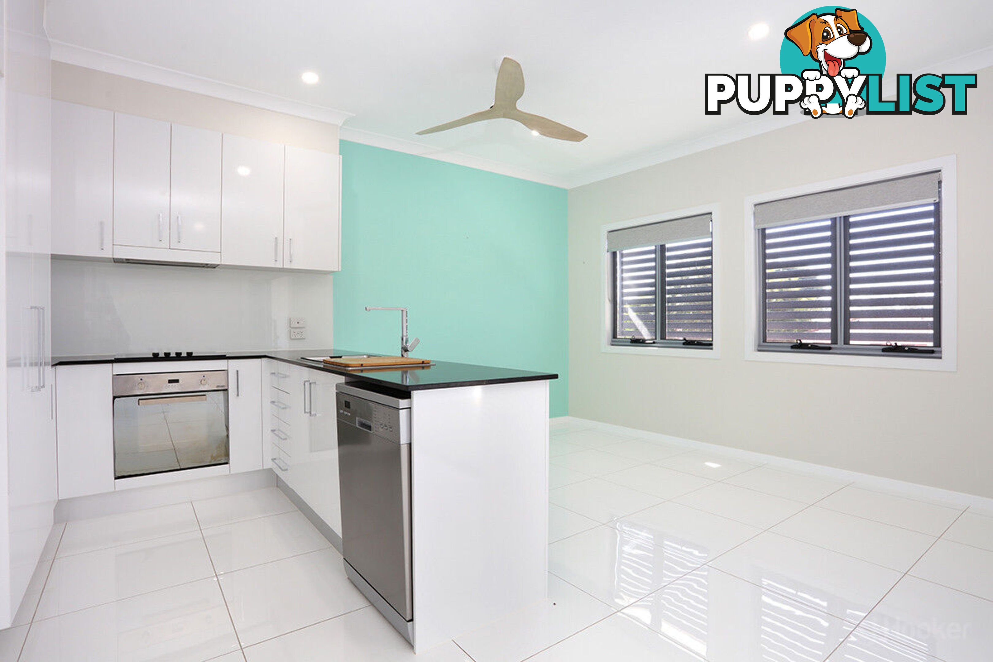 3/43 Harley Street LABRADOR QLD 4215