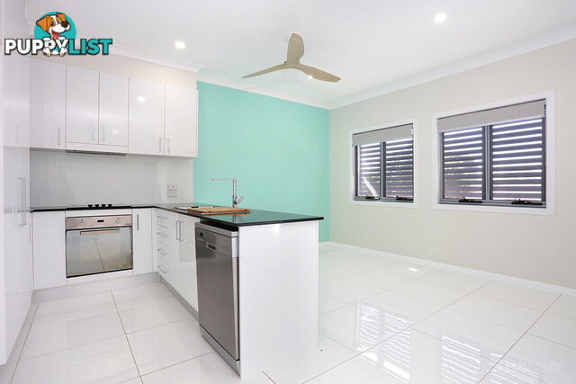 3/43 Harley Street LABRADOR QLD 4215