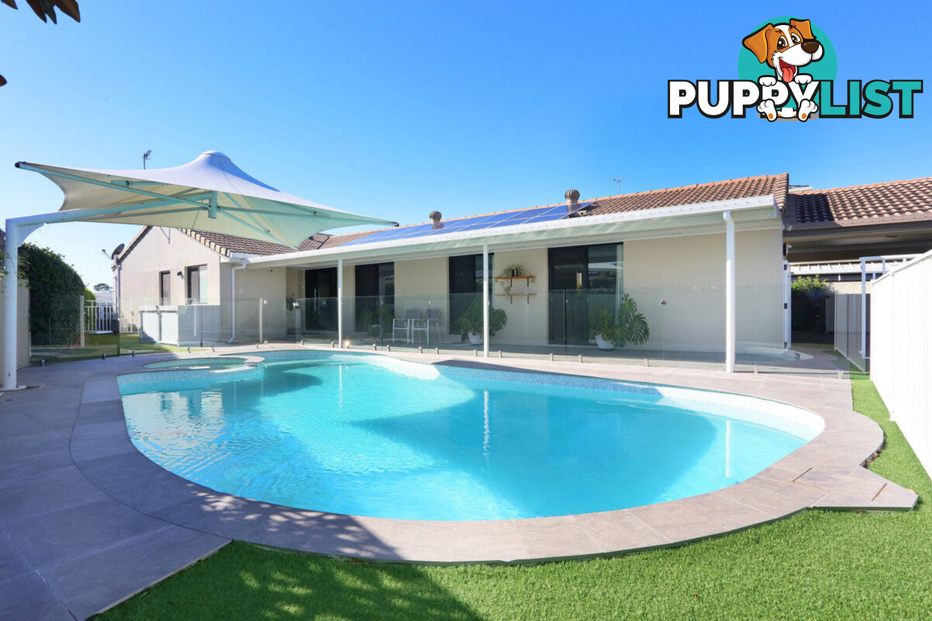 3 Seabreeze Street PARADISE POINT QLD 4216