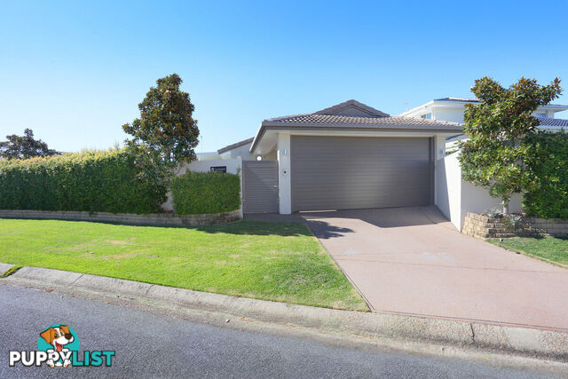 3 Seabreeze Street PARADISE POINT QLD 4216