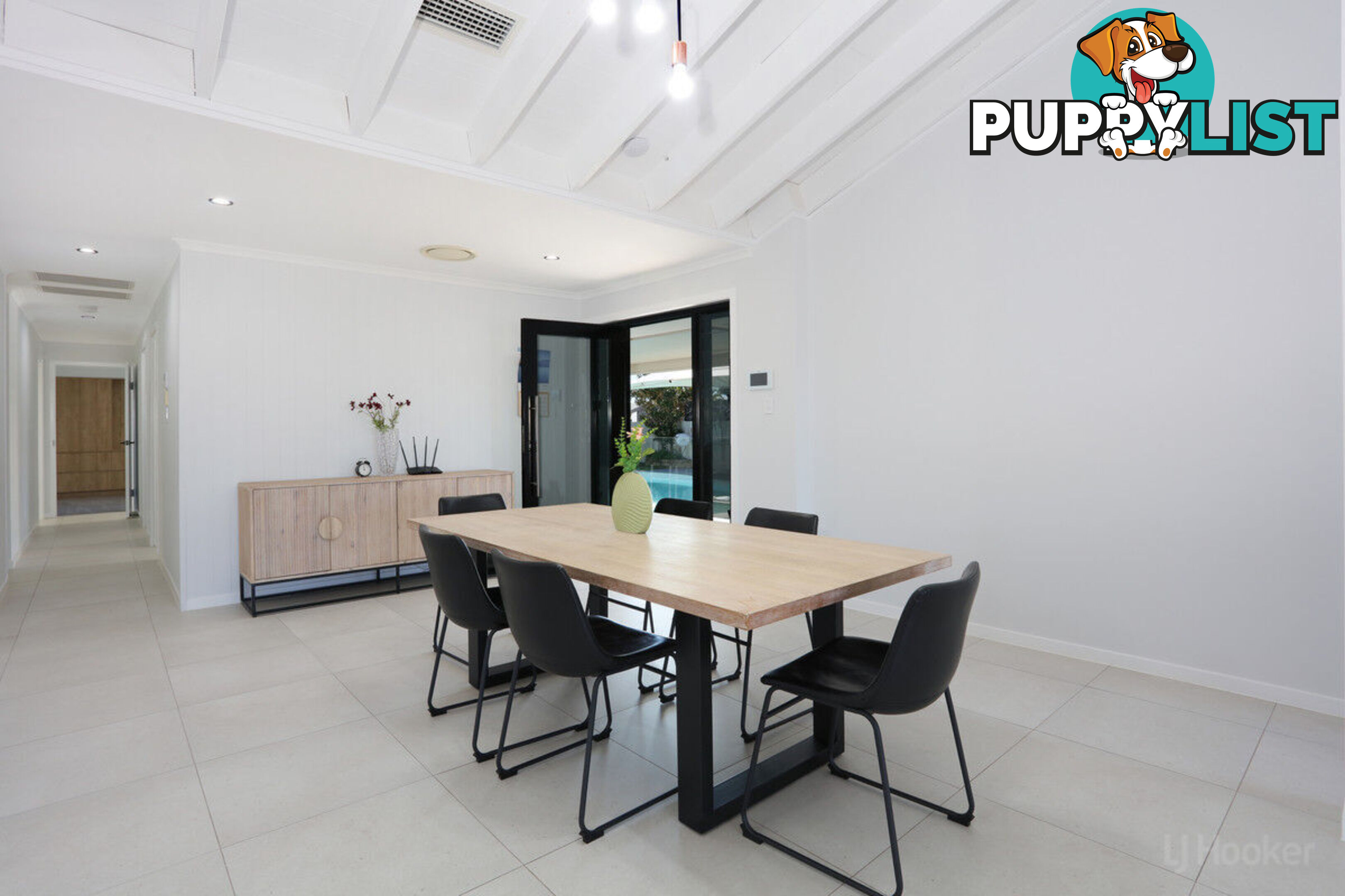 3 Seabreeze Street PARADISE POINT QLD 4216