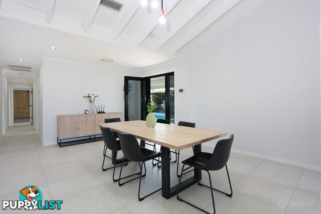 3 Seabreeze Street PARADISE POINT QLD 4216