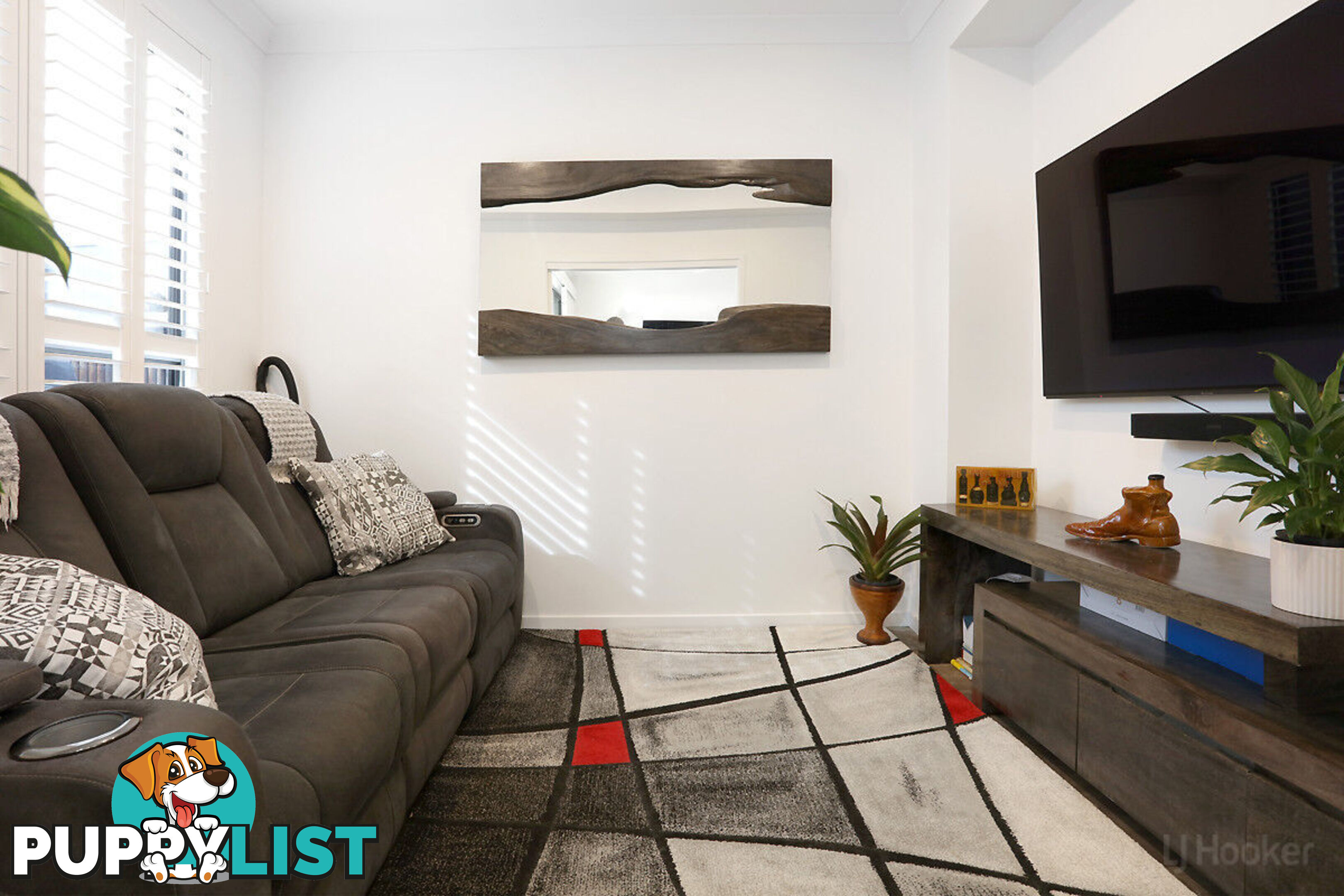57/4A Hansford Road COOMBABAH QLD 4216