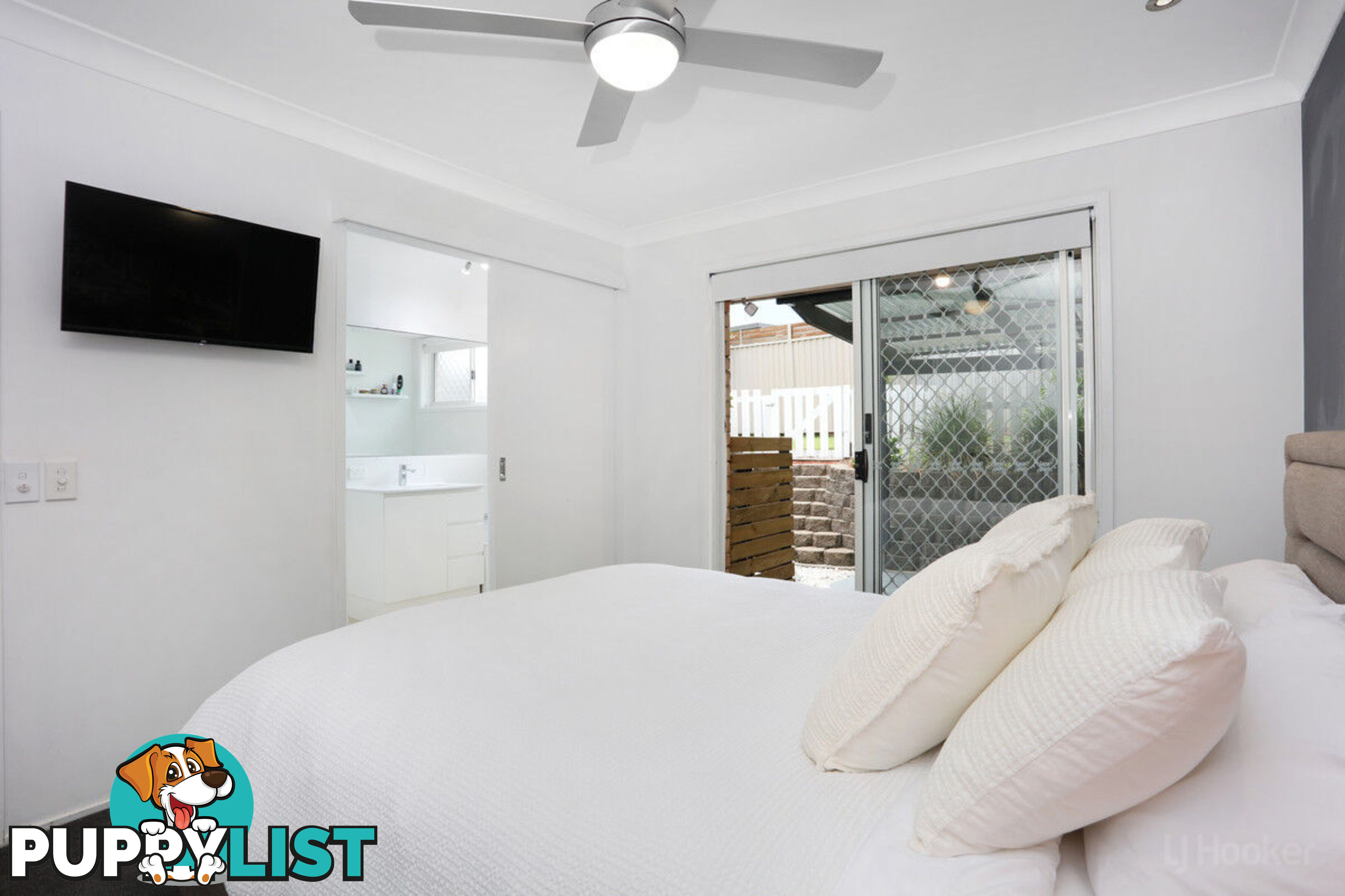 1/6 Gooding Drive COOMBABAH QLD 4216