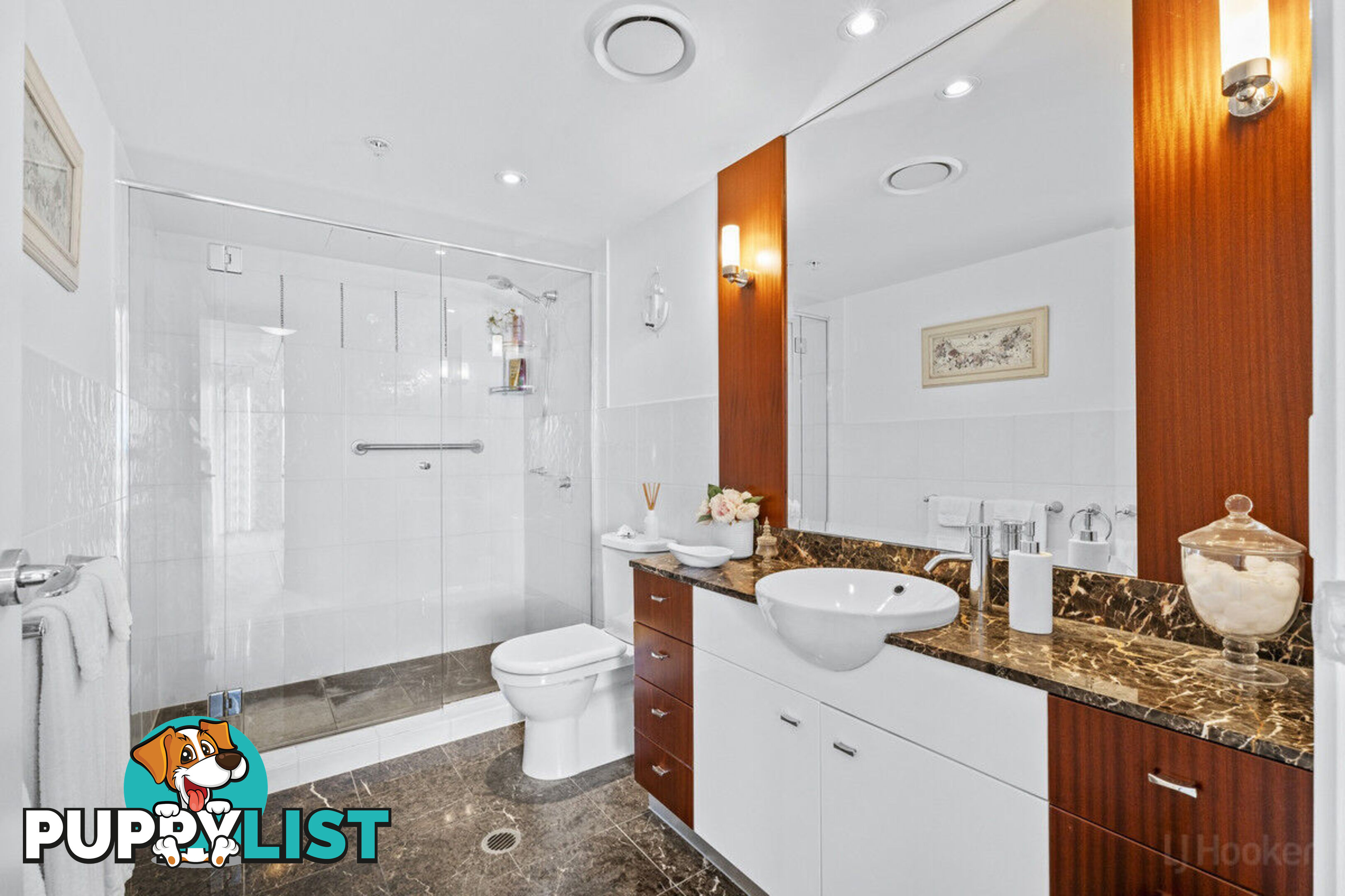 3323/23 Ferny Avenue SURFERS PARADISE QLD 4217