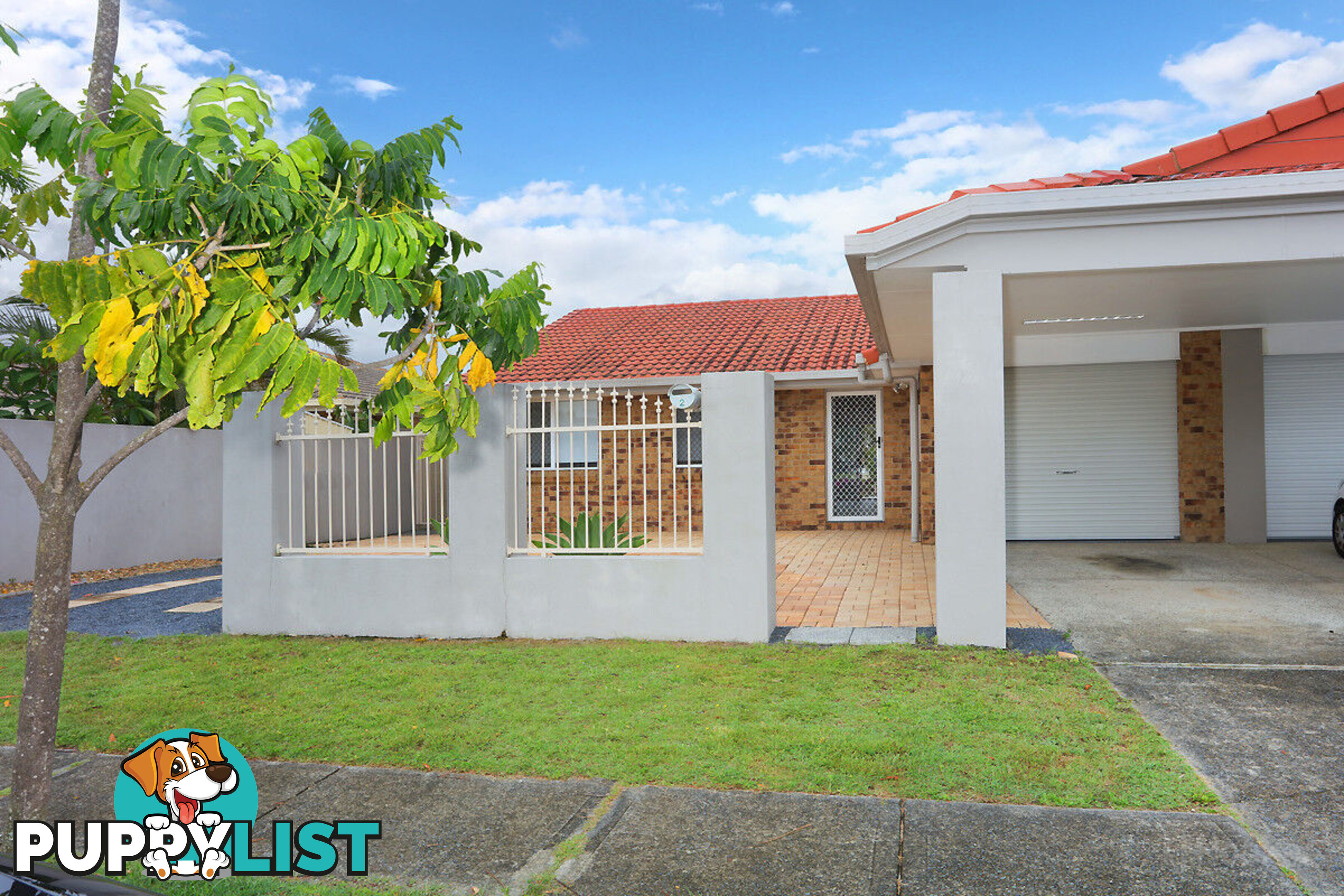 2/25 Kangaroo Avenue COOMBABAH QLD 4216