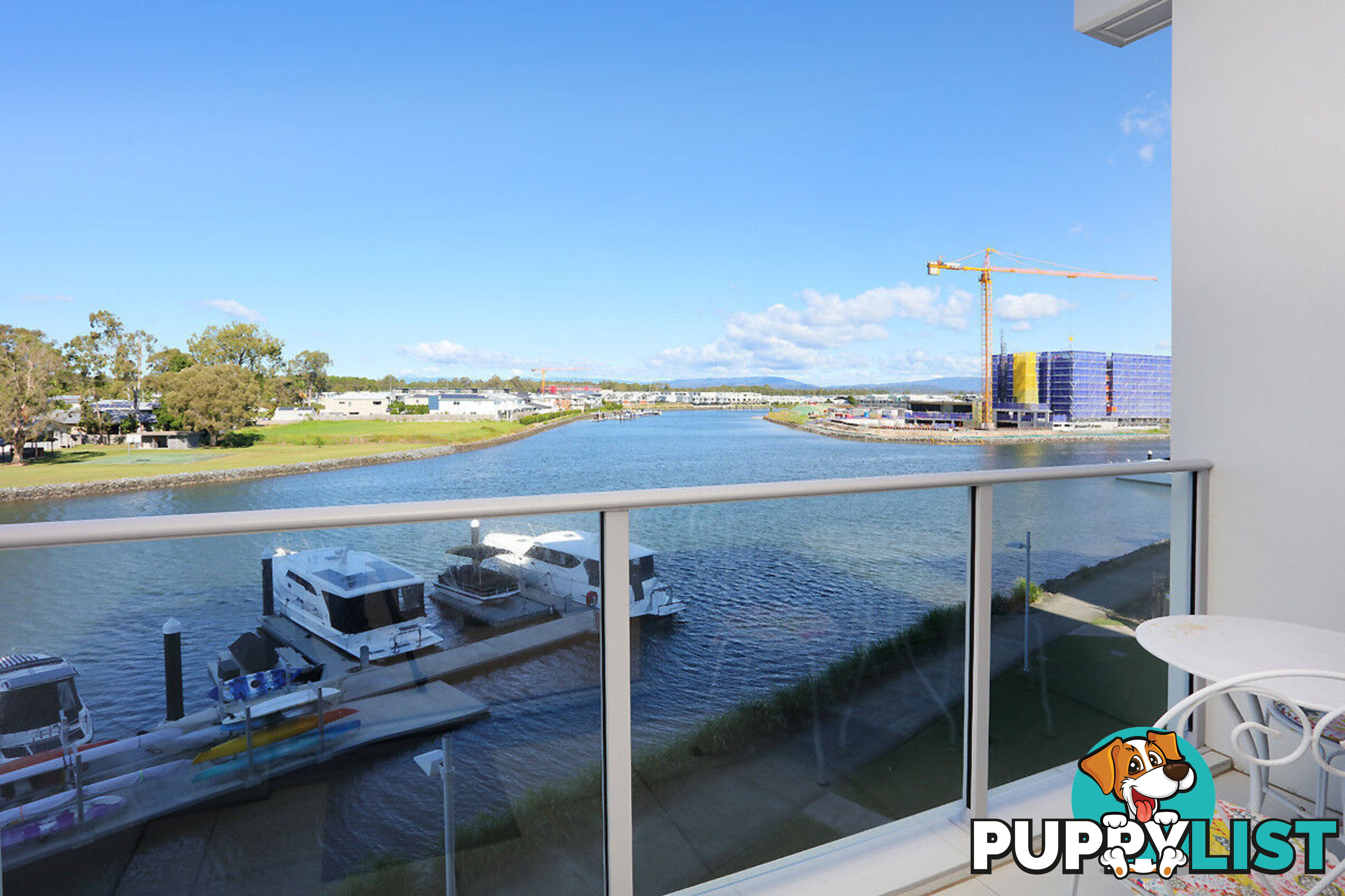 111/93 Sheehan Avenue HOPE ISLAND QLD 4212