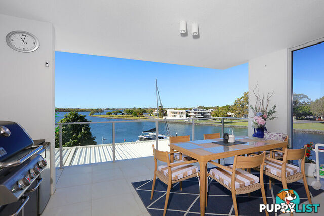 111/93 Sheehan Avenue HOPE ISLAND QLD 4212