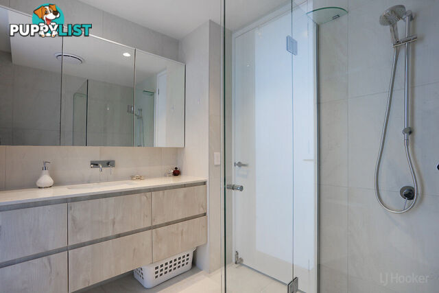 111/93 Sheehan Avenue HOPE ISLAND QLD 4212