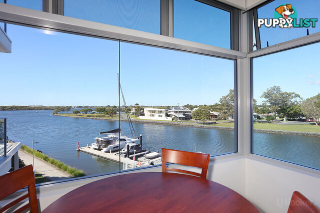 111/93 Sheehan Avenue HOPE ISLAND QLD 4212