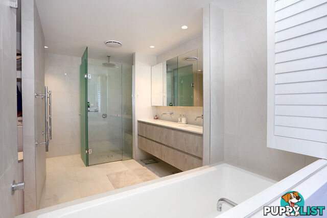 111/93 Sheehan Avenue HOPE ISLAND QLD 4212