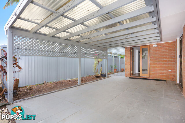 2/49 Morinda Way LABRADOR QLD 4215