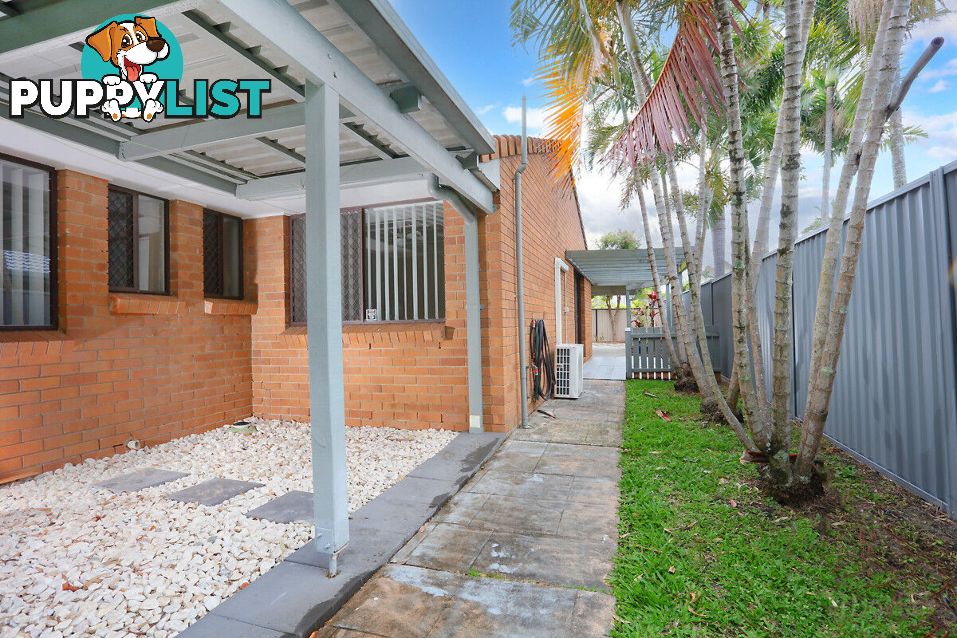 2/49 Morinda Way LABRADOR QLD 4215