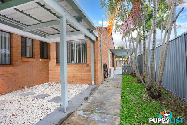 2/49 Morinda Way LABRADOR QLD 4215