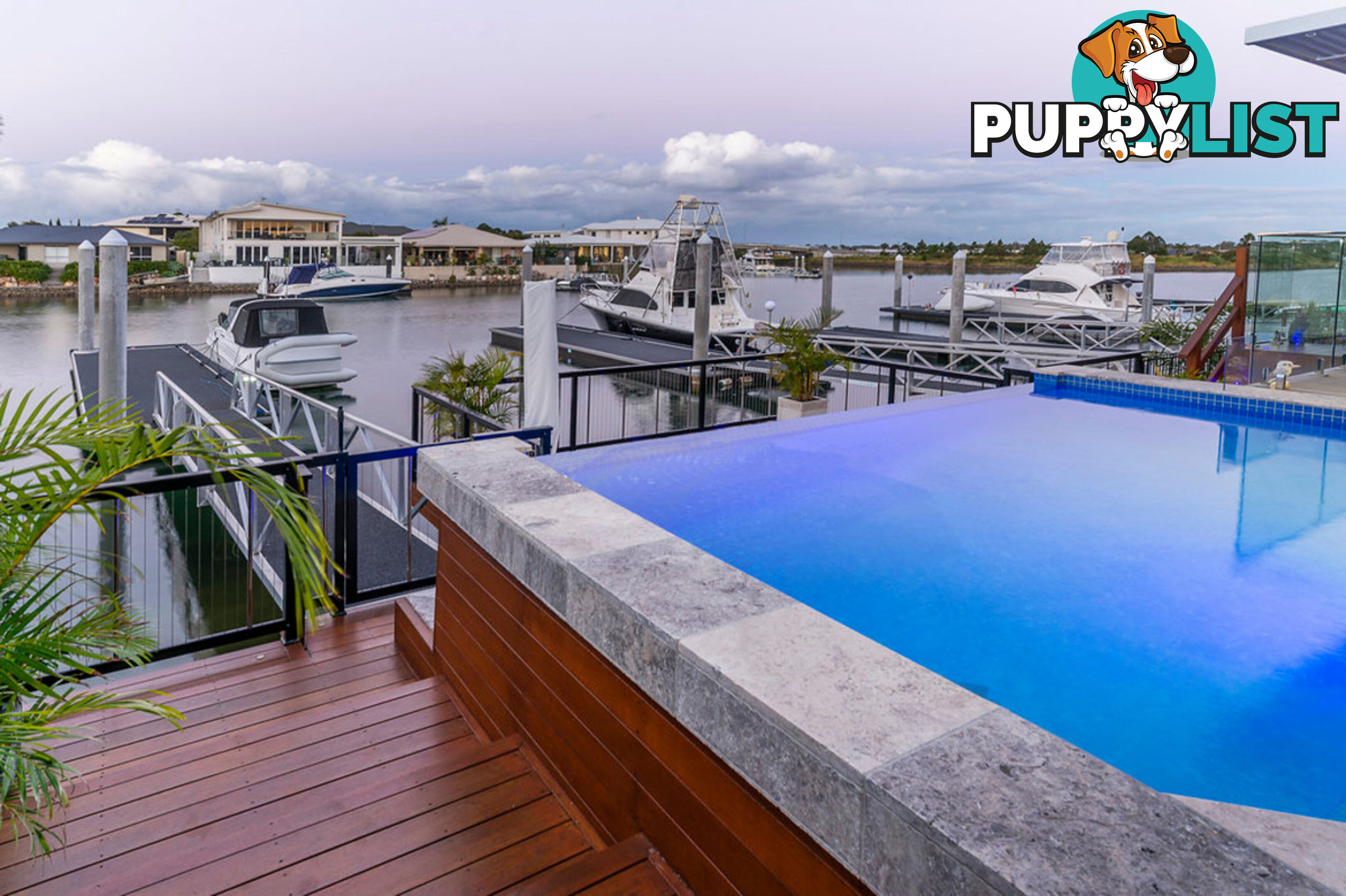 69 Cova Boulevard HOPE ISLAND QLD 4212