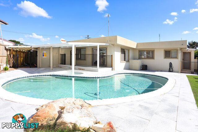 11 Topaz Court HOLLYWELL QLD 4216