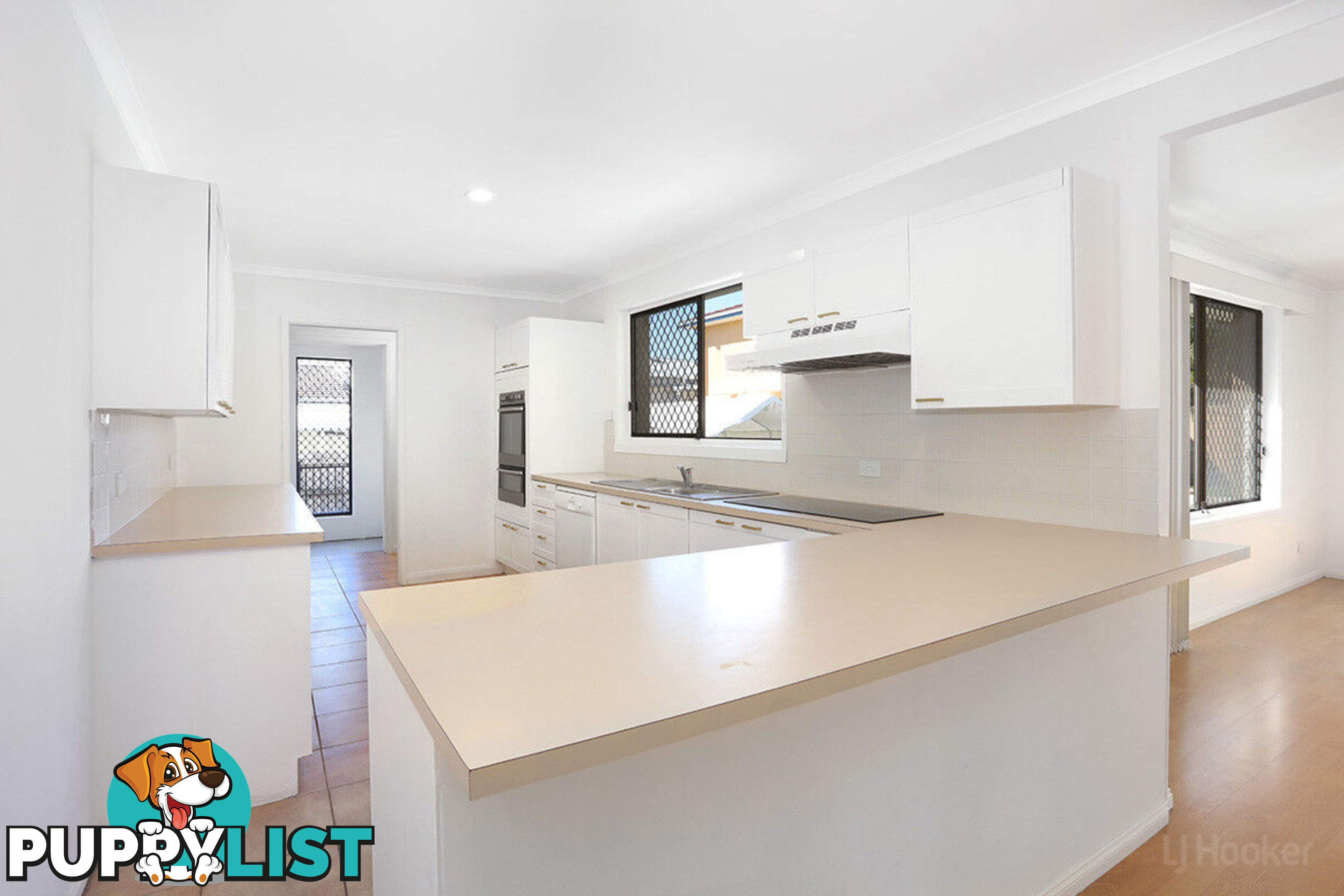 11 Topaz Court HOLLYWELL QLD 4216