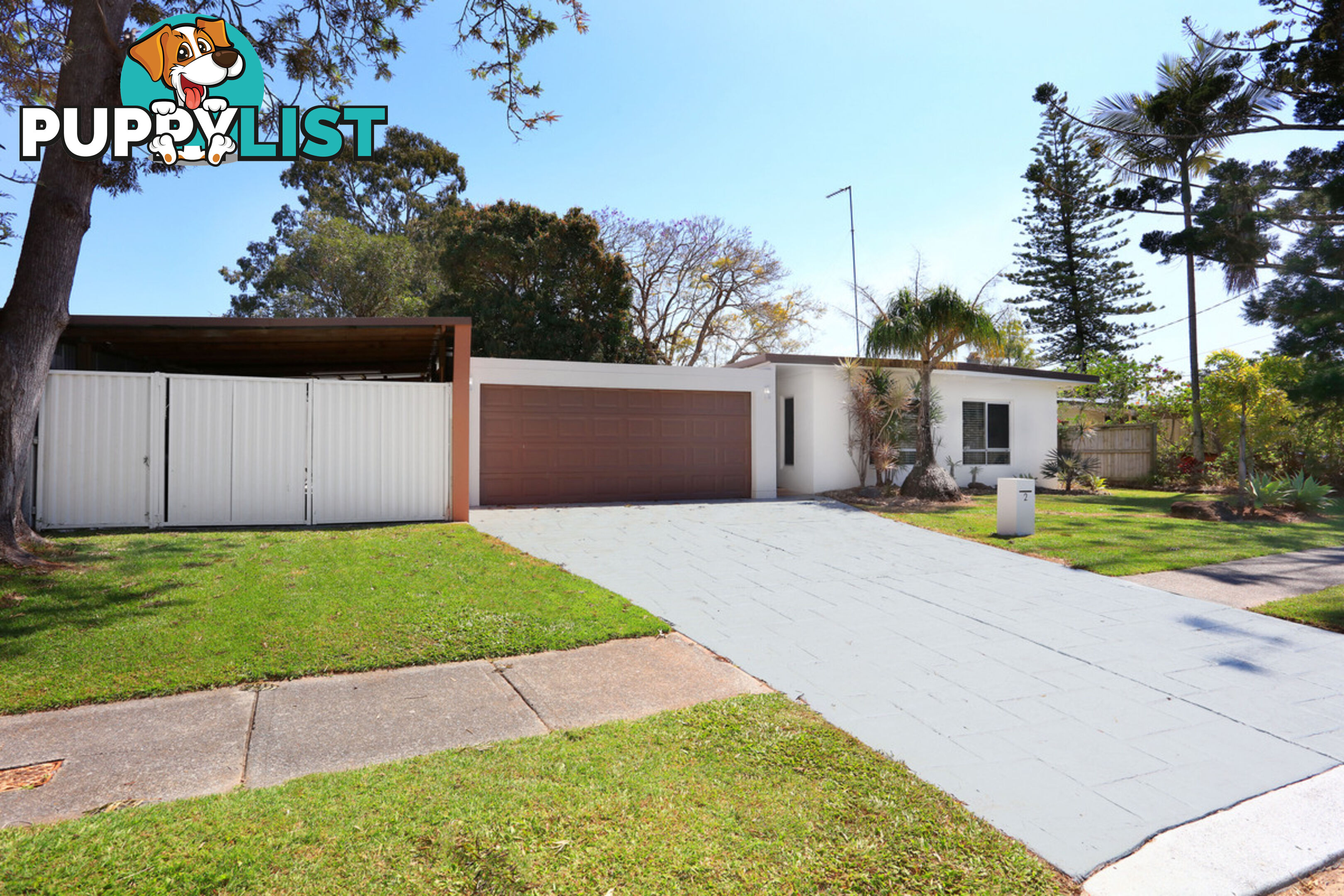 2 Bundarra Street COOMBABAH QLD 4216