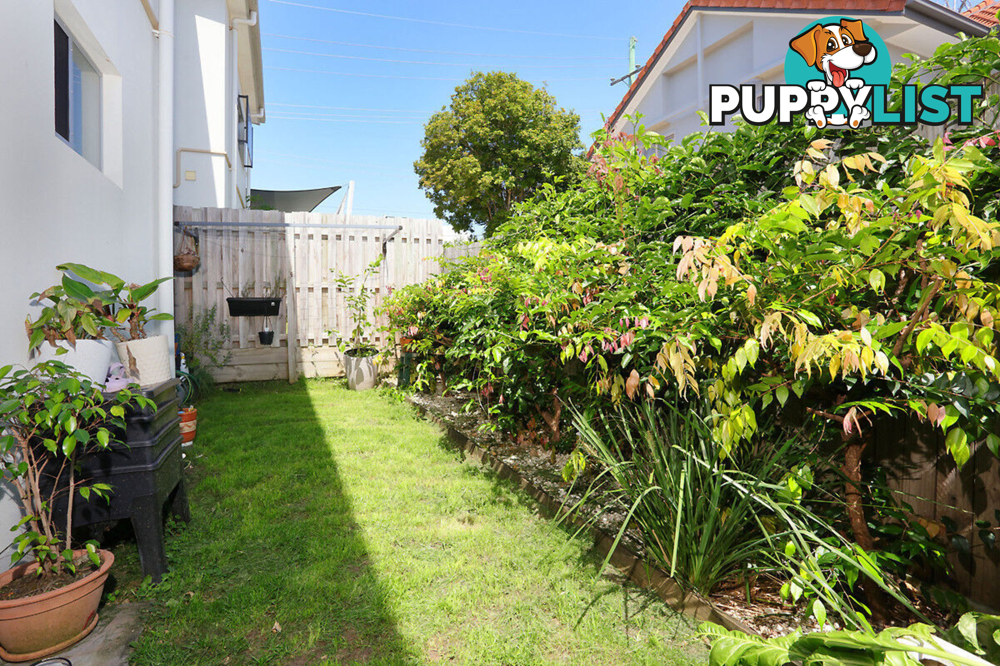 2/43 Harley Street LABRADOR QLD 4215