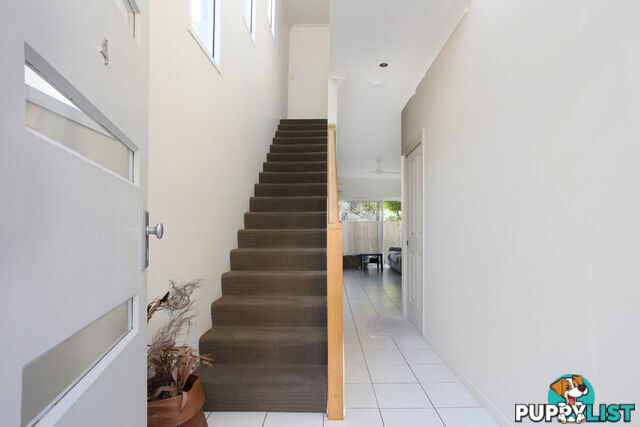 4/127 Pohlman SOUTHPORT QLD 4215