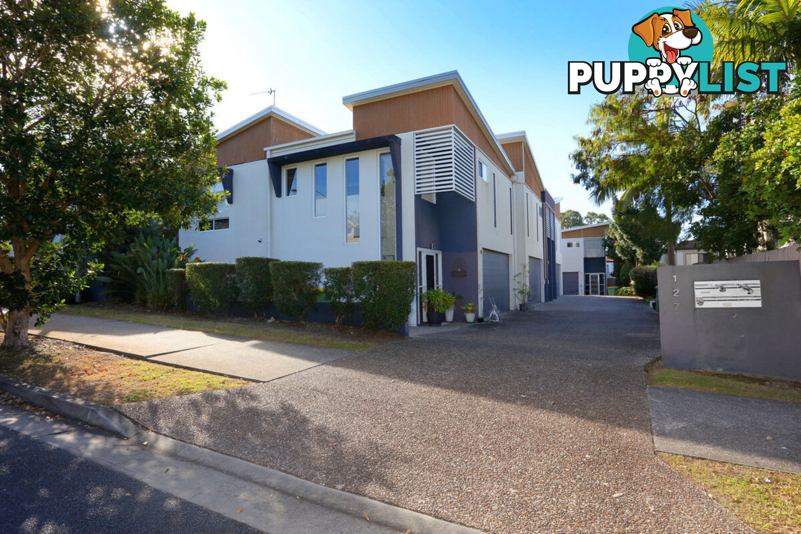 4/127 Pohlman SOUTHPORT QLD 4215
