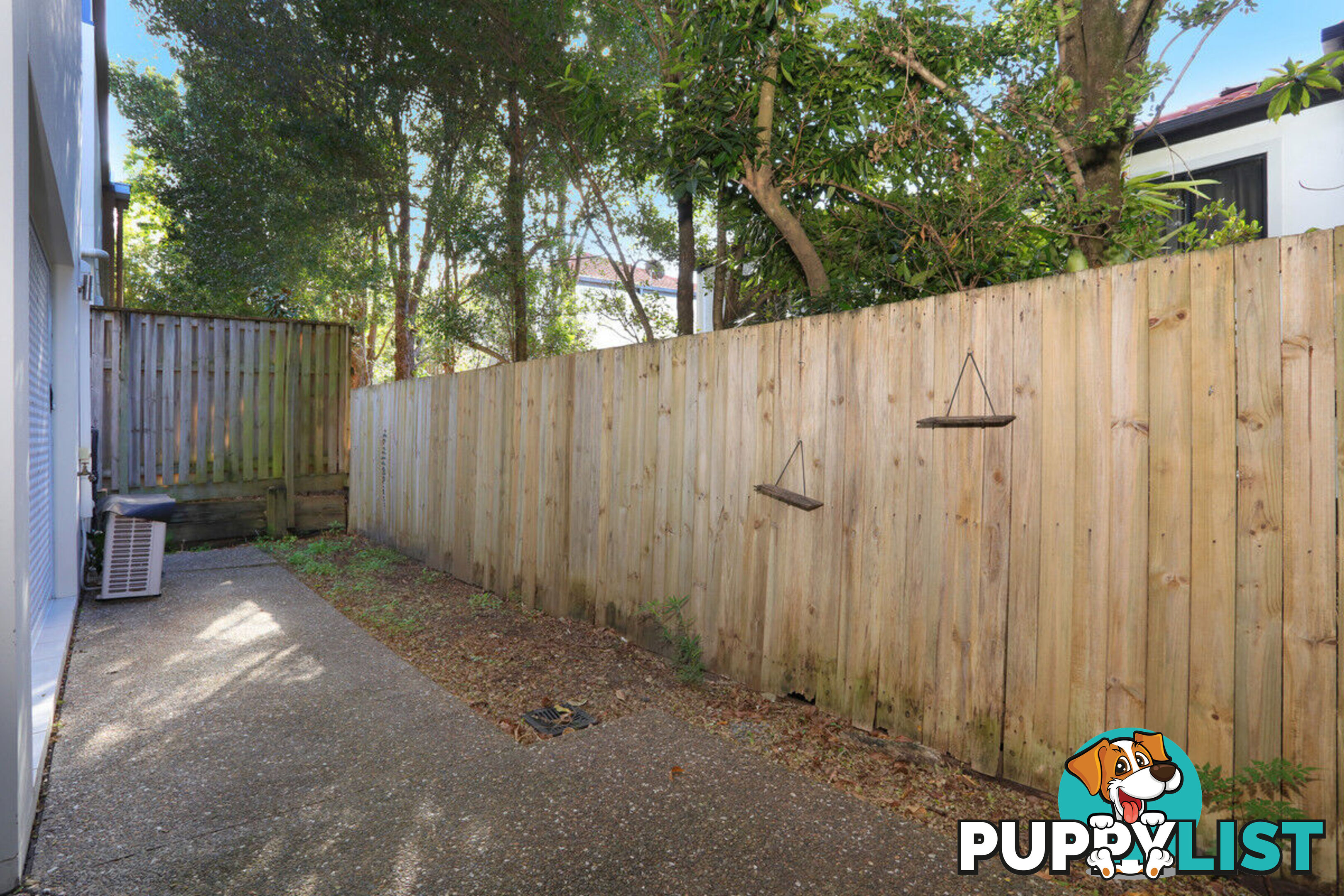 4/127 Pohlman SOUTHPORT QLD 4215