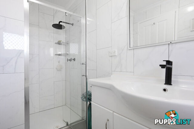 1/102 Kangaroo Avenue COOMBABAH QLD 4216