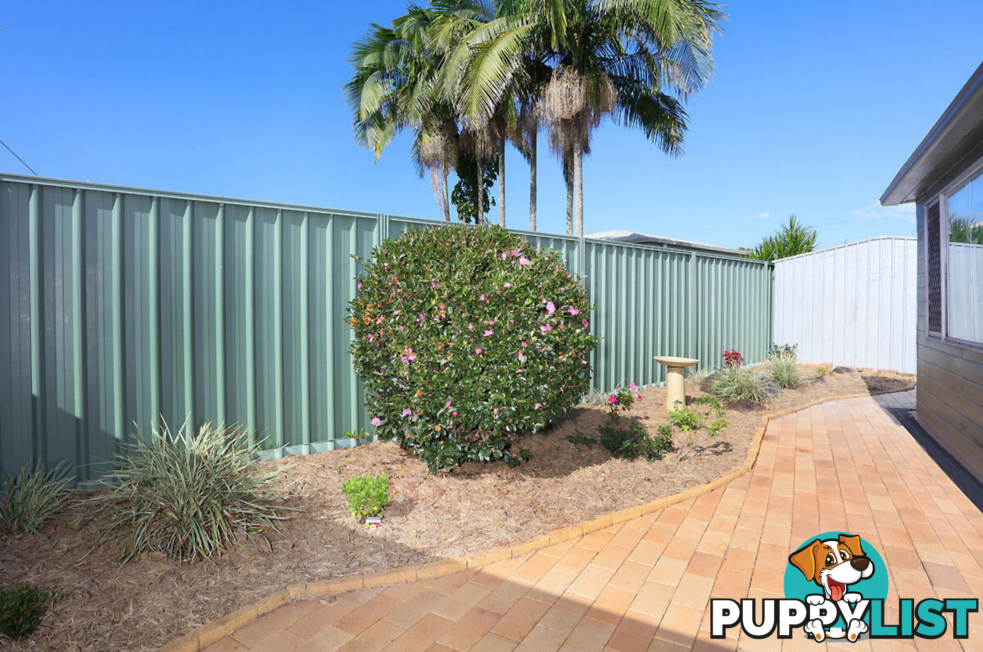 1/102 Kangaroo Avenue COOMBABAH QLD 4216