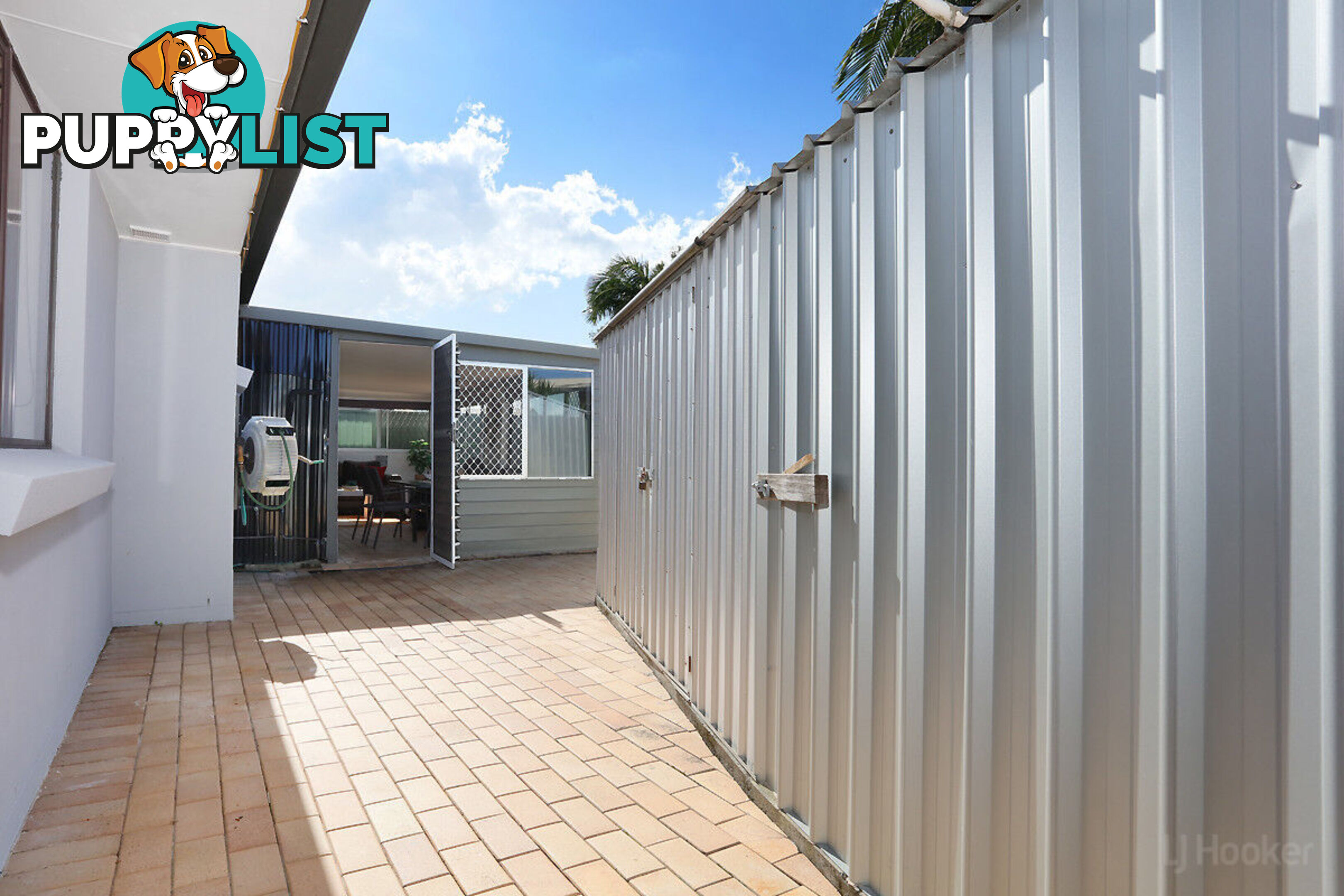 1/102 Kangaroo Avenue COOMBABAH QLD 4216