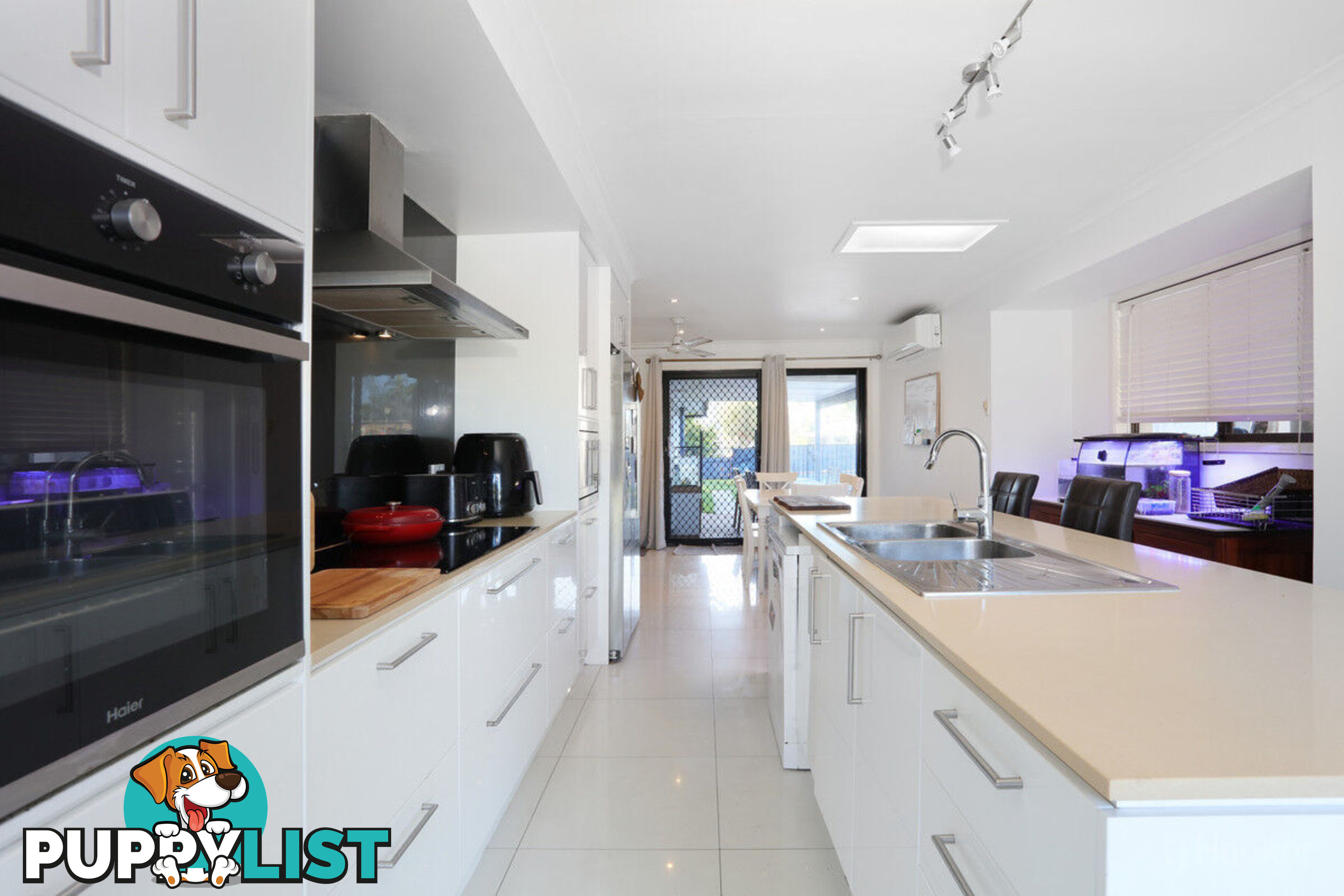 23 Matthew Flinders Drive HOLLYWELL QLD 4216