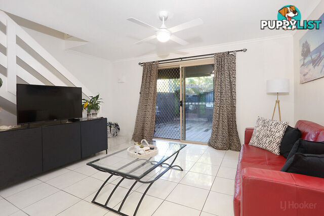 3/63 Olsen Avenue LABRADOR QLD 4215