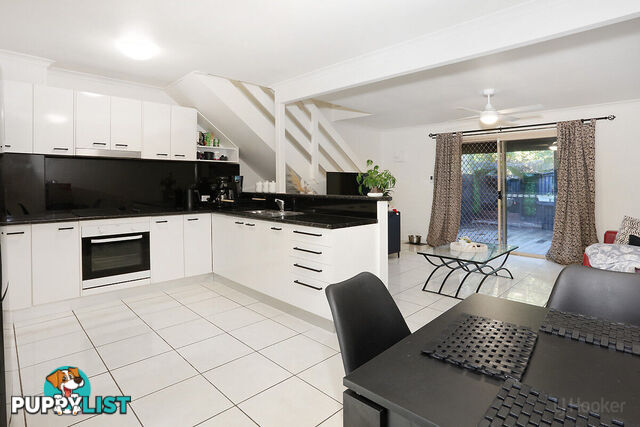 3/63 Olsen Avenue LABRADOR QLD 4215