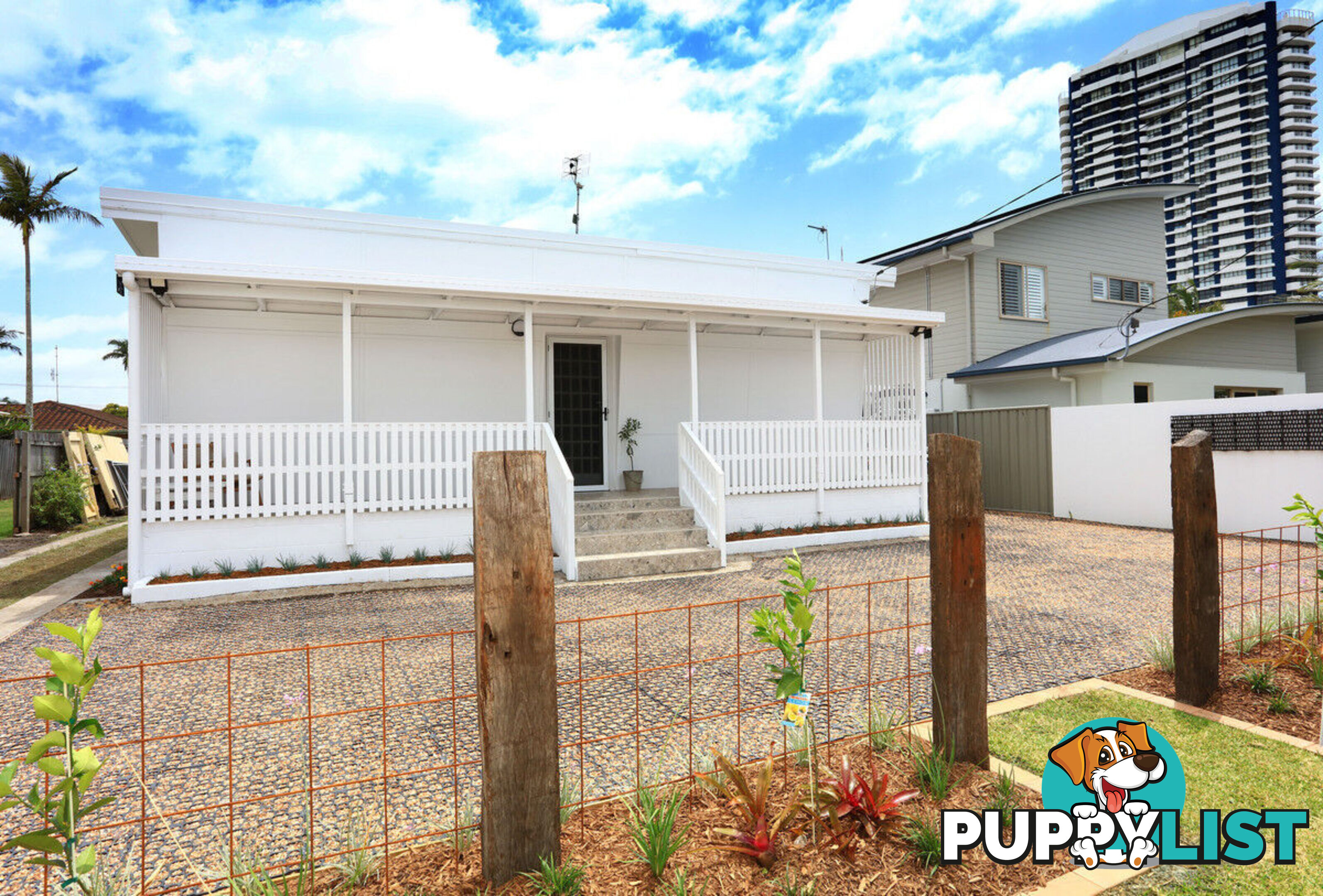 15 Clam Street RUNAWAY BAY QLD 4216