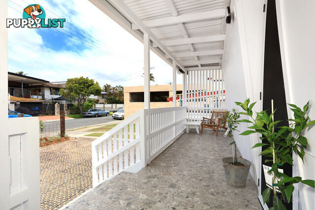 15 Clam Street RUNAWAY BAY QLD 4216