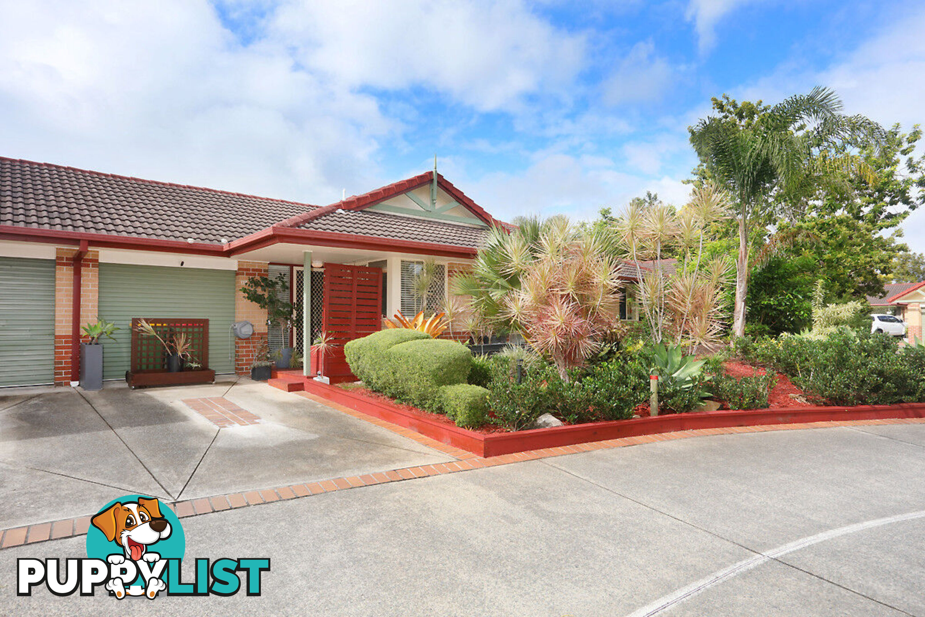 117/125 Hansford Road COOMBABAH QLD 4216