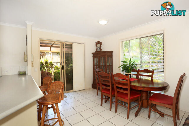 2/36-38 Broad Street LABRADOR QLD 4215