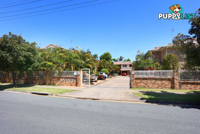 2/36-38 Broad Street LABRADOR QLD 4215