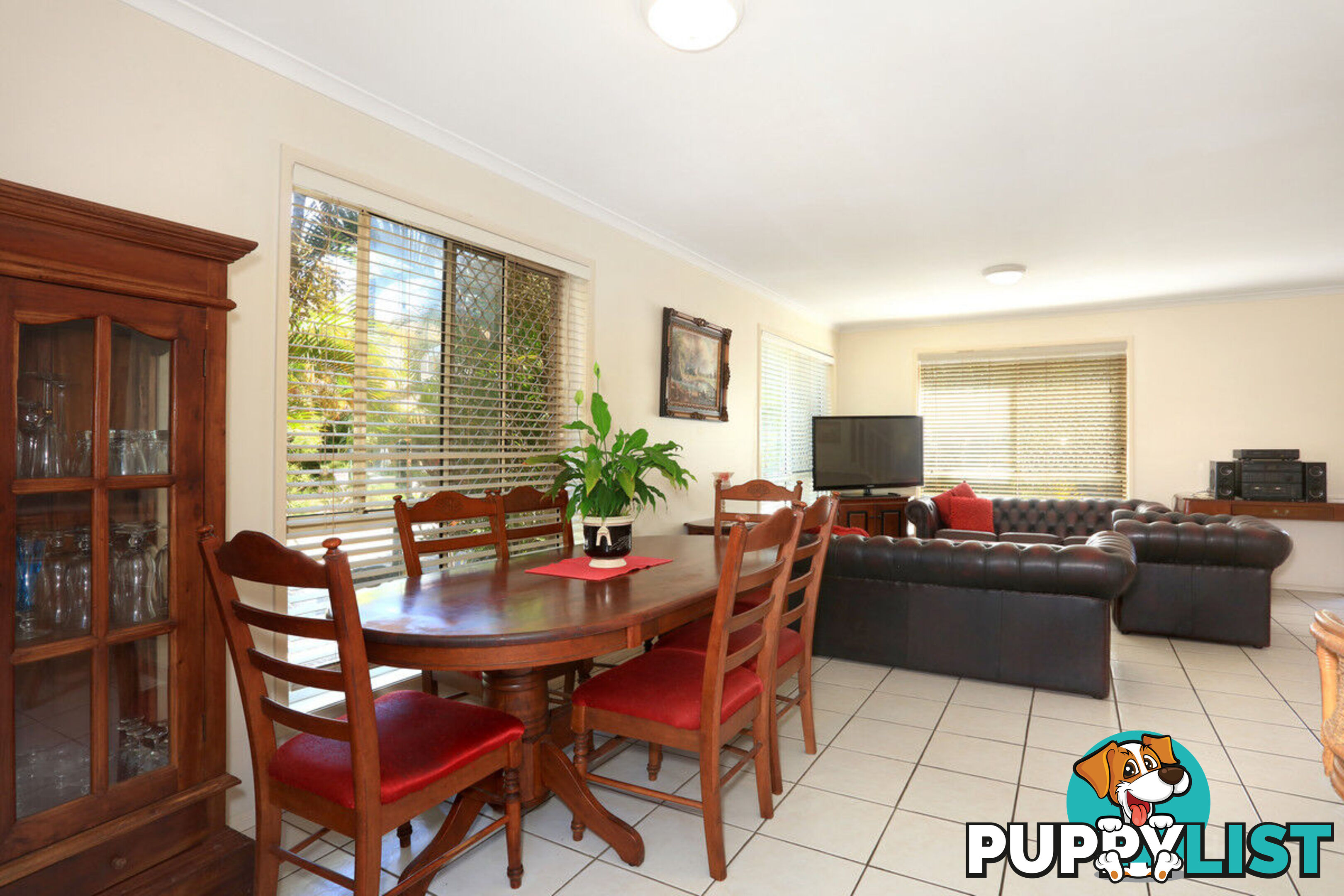 2/36-38 Broad Street LABRADOR QLD 4215