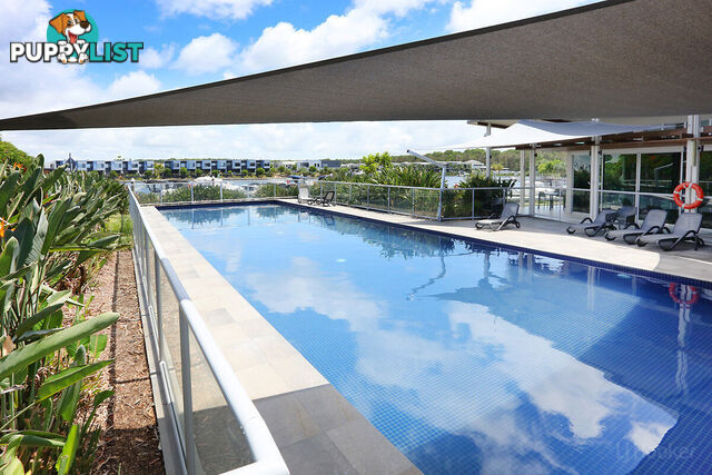 35 Azure Way HOPE ISLAND QLD 4212