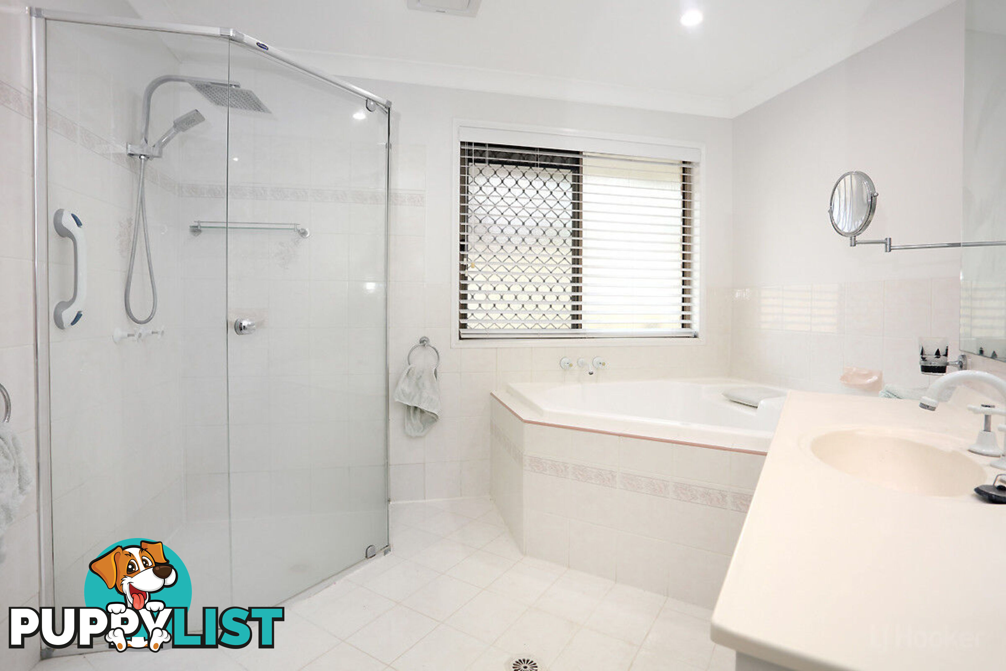 4 Ganton Court PARKWOOD QLD 4214
