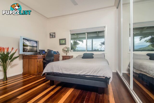 6613 Captain Cook Highway PORT DOUGLAS QLD 4877